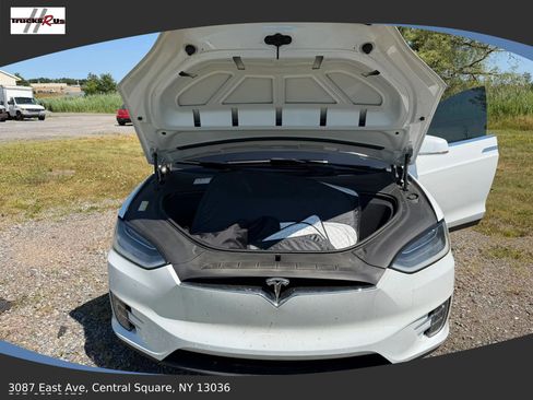 Used 2016 Tesla Model X 90D AWD/4WD image 26