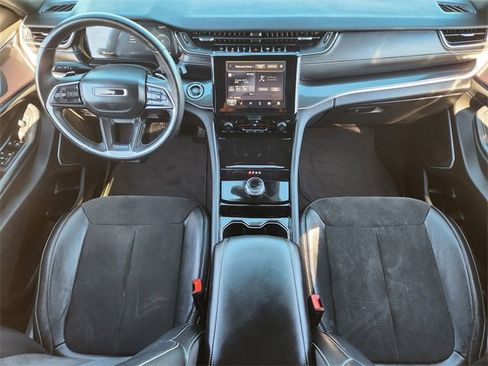 Used 2021 Jeep Grand Cherokee L Laredo image 26