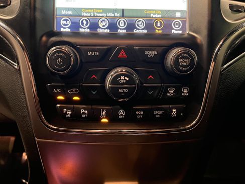 Used 2018 Jeep Grand Cherokee Trailhawk image 18