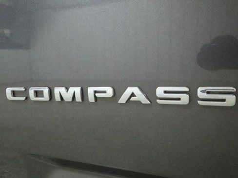 Used 2017 Jeep Compass High Altitude FWD image 22