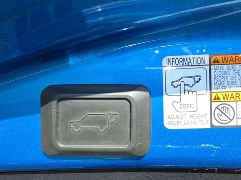 Used 2016 Toyota RAV4 Limited AWD/4WD image 15