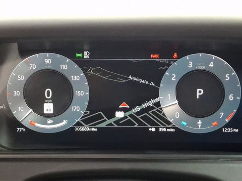 Certified 2026 Land Rover Range Rover Velar Dynamic SE AWD/4WD image 21
