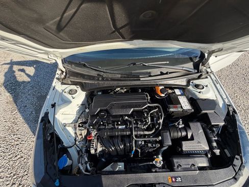 Used 2021 Hyundai Elantra SEL image 18