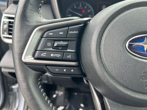 Used 2023 Subaru Outback Limited AWD/4WD image 16