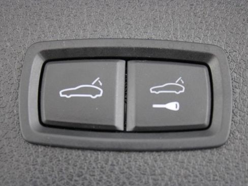 Used 2016 Porsche Macan S image 70