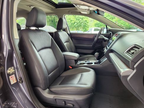 Used 2016 Subaru Outback 2.5i Limited AWD/4WD image 17