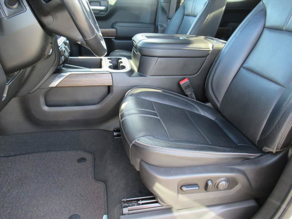 Used 2021 Chevrolet Silverado 1500 High Country w/ Technology Package AWD/4WD image 17