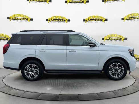 Certified 2025 Ford Expedition Active AWD/4WD image 6