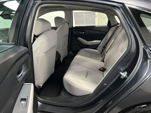 Certified 2023 Honda Accord EX image 32