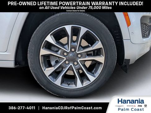 Used 2021 Jeep Grand Cherokee L Overland w/ Advanced Protech Group III AWD/4WD image 11