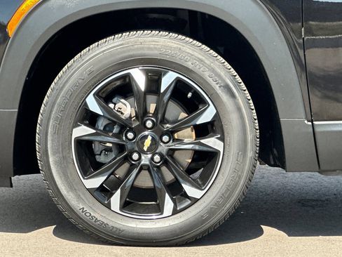 Used 2021 Chevrolet TrailBlazer LT w/ Convenience Package FWD image 35