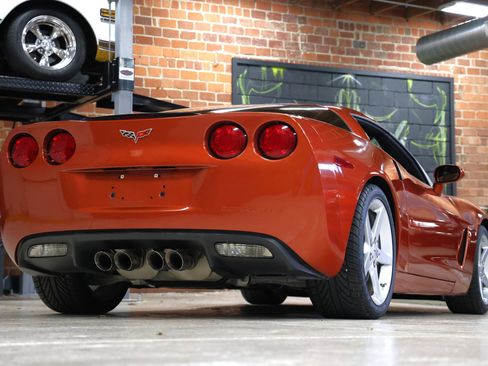 Used 2005 Chevrolet Corvette 2dr Cpe w/ Performance Handling Package image 33