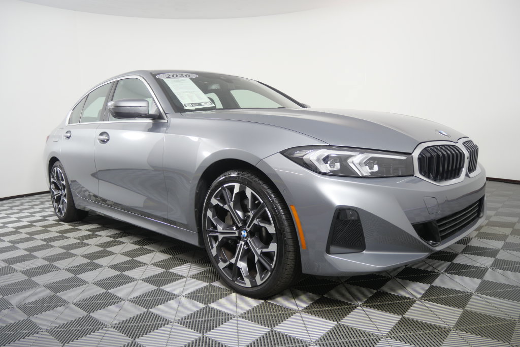 Used 2026 BMW 330i Sedan RWD image 2