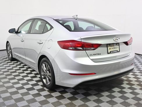 Used 2018 Hyundai Elantra SEL w/ Cargo Package FWD image 4