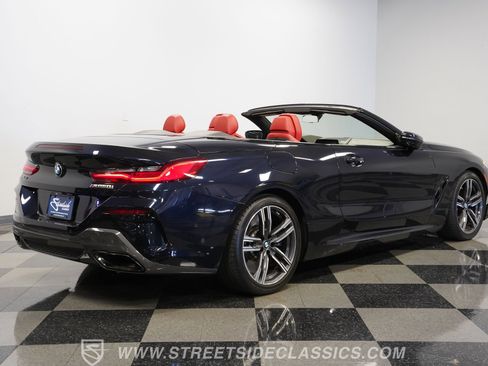 Used 2022 BMW M850i xDrive xDrive Convertible image 12