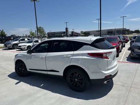 Used 2025 Acura RDX SH-AWD image 3