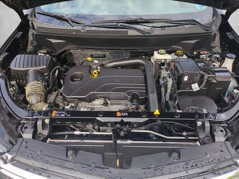 Used 2024 Chevrolet Equinox LT FWD image 21