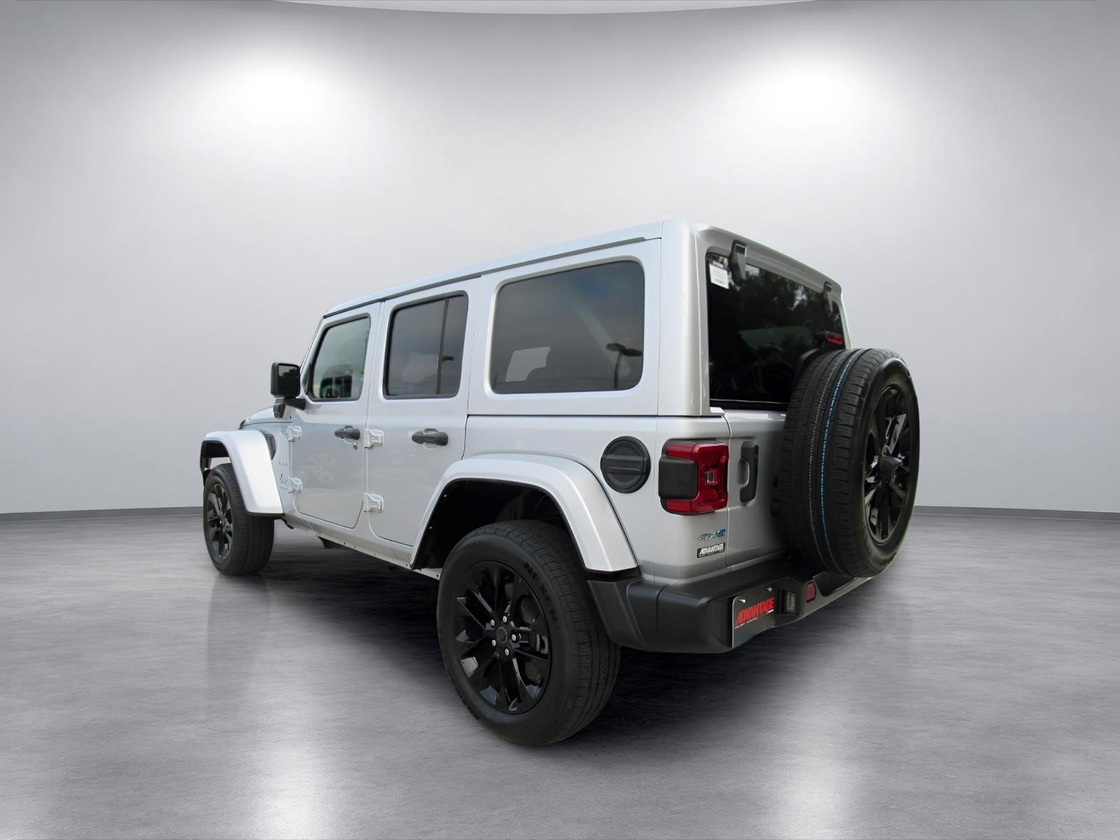 Certified 2024 Jeep Wrangler Unlimited Sahara AWD/4WD image 5