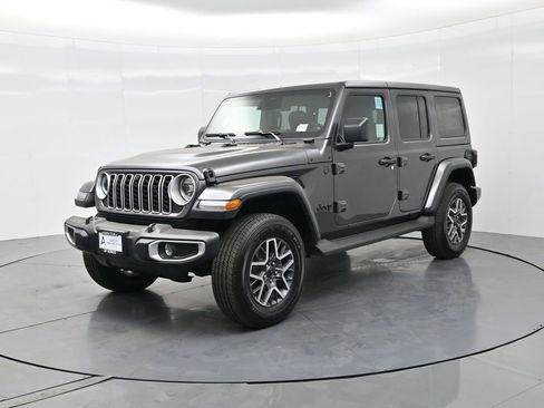 New 2026 Jeep Wrangler Unlimited Sahara AWD/4WD image 2