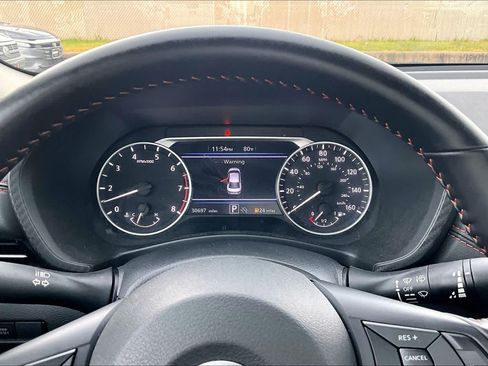 Certified 2025 Nissan Sentra SR FWD image 26