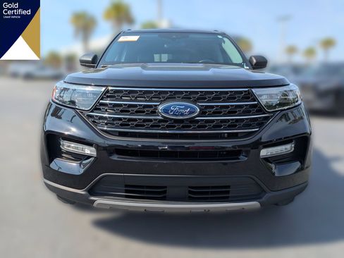 Certified 2023 Ford Explorer XLT w/ Equipment Group 202A AWD/4WD image 12