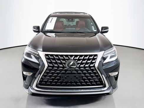 Certified 2023 Lexus GX 460 Luxury w/ Sport Design Package AWD/4WD image 2