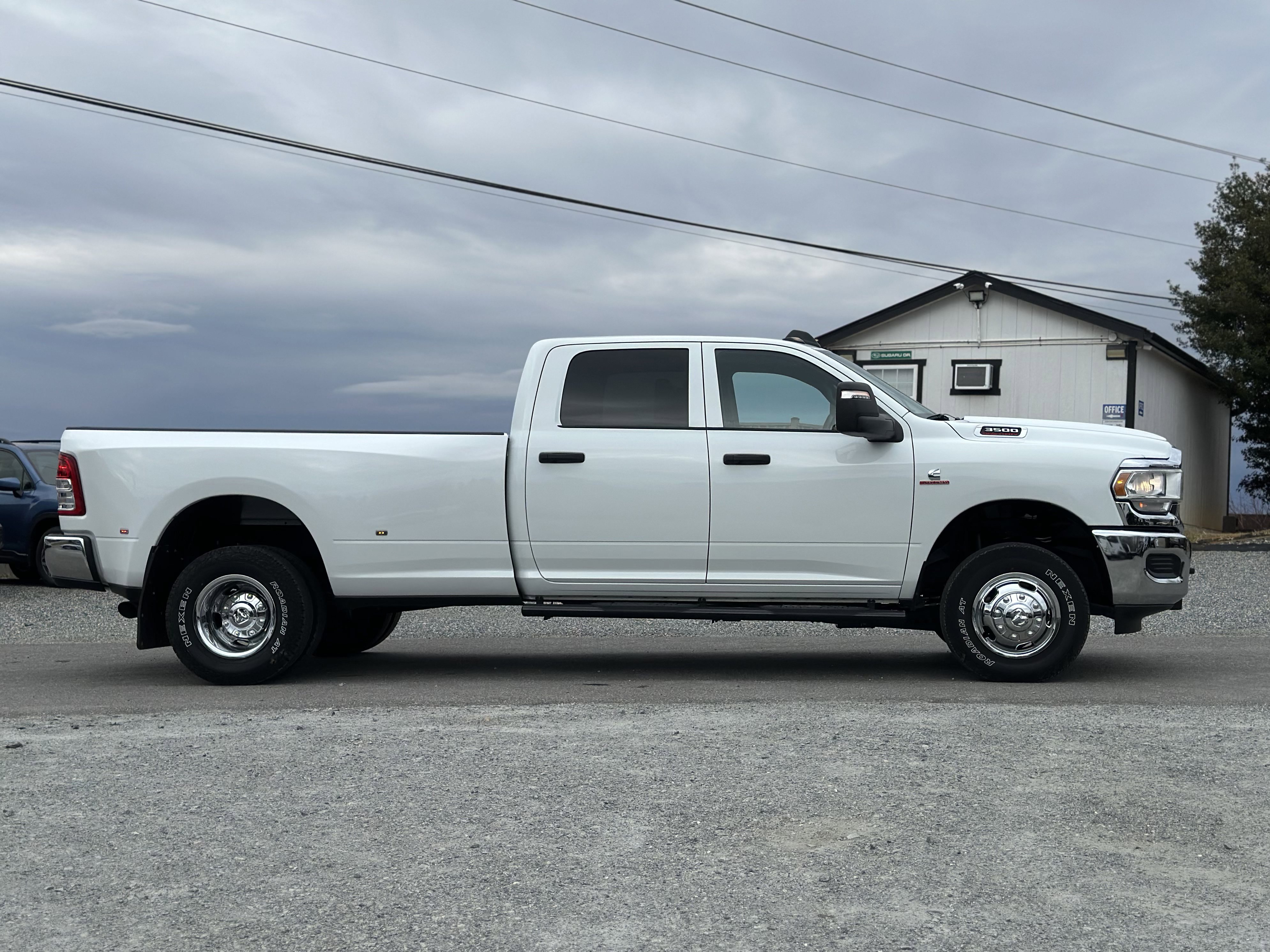Used 2024 RAM 3500 Tradesman w/ Chrome Appearance Group AWD/4WD image 2