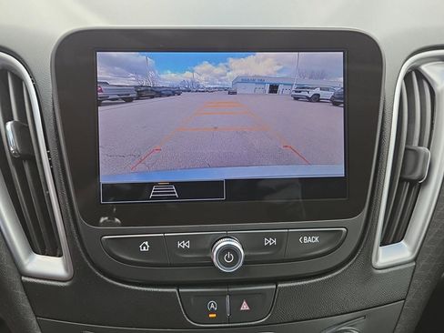 Used 2024 Chevrolet Malibu LT image 23