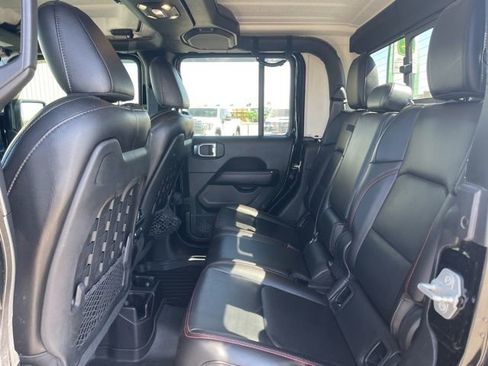 Used 2020 Jeep Gladiator Rubicon image 18