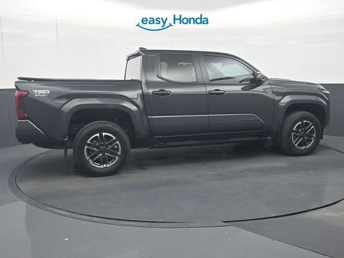 Used 2024 Toyota Tacoma TRD Sport image 8