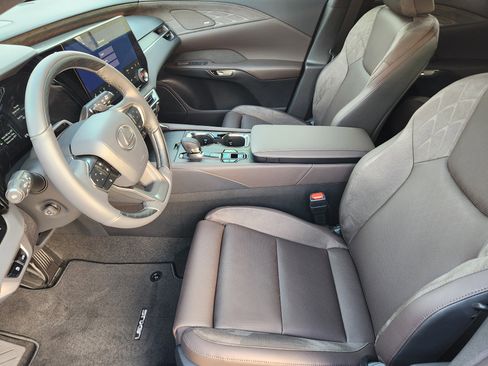 New 2026 Lexus RX 350 image 8