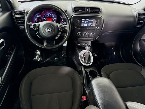 Used 2018 Kia Soul image 17