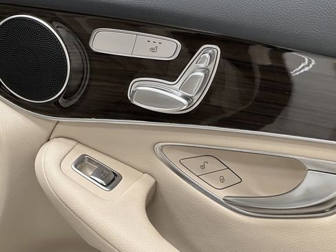 Used 2021 Mercedes-Benz GLC 300 image 16