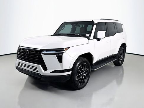 Certified 2024 Lexus GX 550 w/ Accessory Package (Z1) AWD/4WD image 1