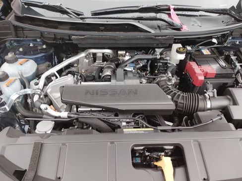 New 2026 Nissan Rogue Platinum AWD/4WD image 32