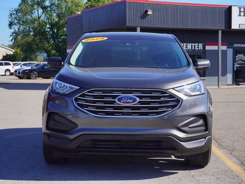 Used 2020 Ford Edge SE image 2