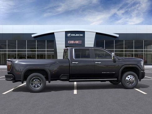 New 2026 GMC Sierra 3500 Denali Ultimate w/ LPO, Black Badging Package AWD/4WD image 5