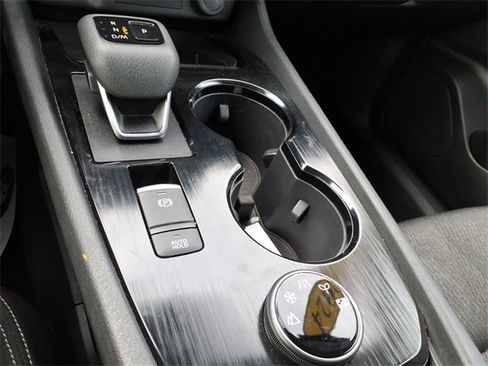 Used 2024 Nissan Rogue SV image 21