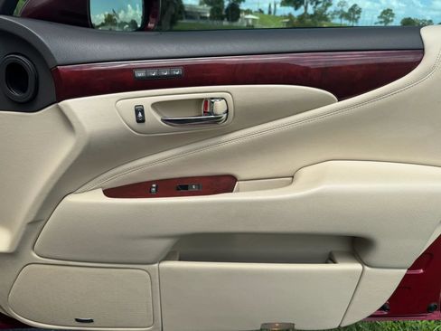 Used 2012 Lexus LS 460 w/ Luxury Value Edition RWD image 19