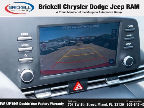 Used 2023 Hyundai Elantra SE FWD image 31