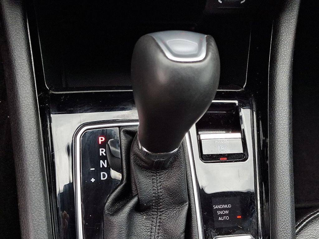 Used 2025 Jeep Compass Limited AWD/4WD image 16