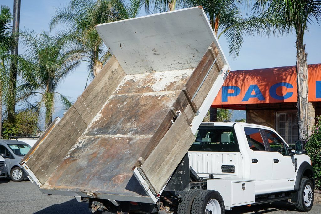 Used 2020 Ford F550 2WD Crew Cab Super Duty image 2