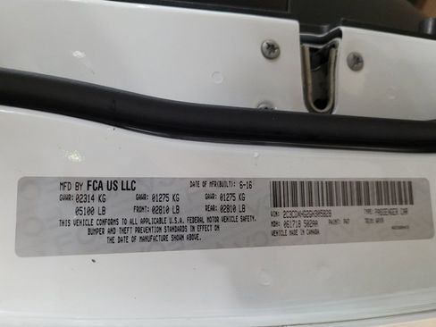 Used 2016 Dodge Charger SXT w/ Plus Group image 33