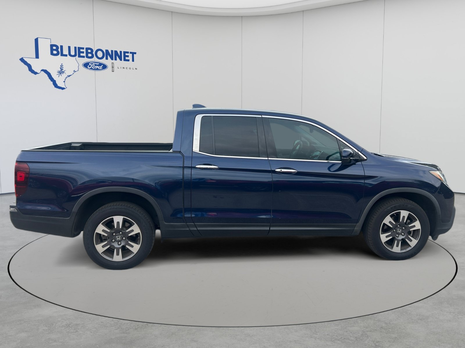 Used 2019 Honda Ridgeline RTL-E image 2