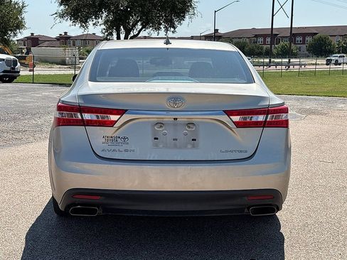 Used 2013 Toyota Avalon Limited FWD image 5