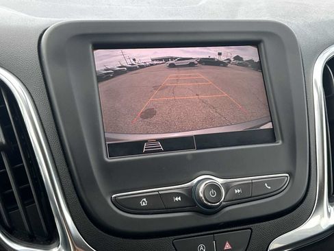 Used 2024 Chevrolet Equinox LT w/ LPO, Floor Liner Package FWD image 15