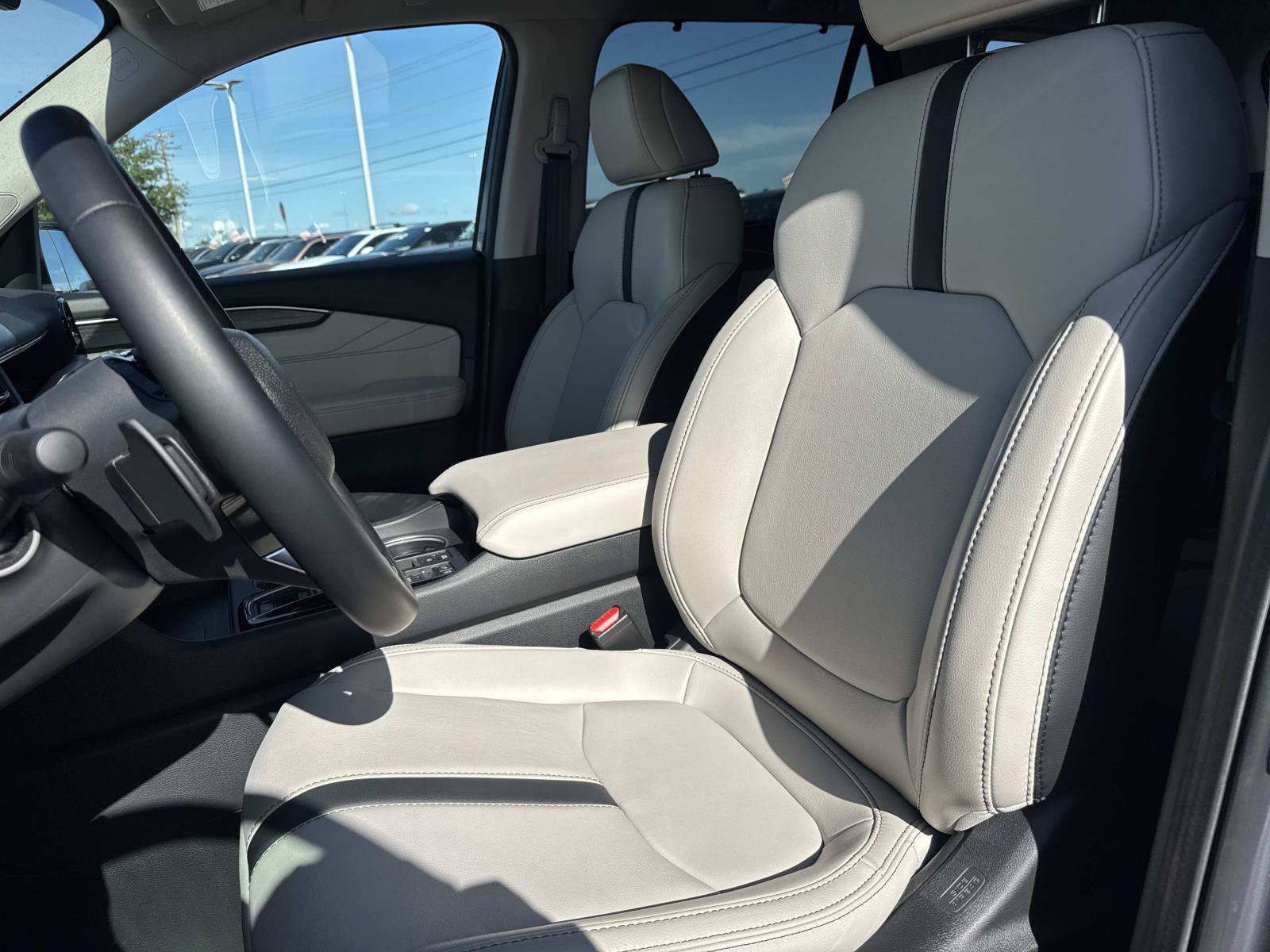 Used 2026 Honda Pilot Touring image 16
