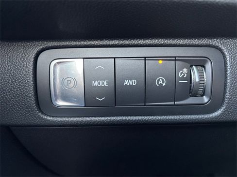 New 2026 Chevrolet Traverse RS image 19