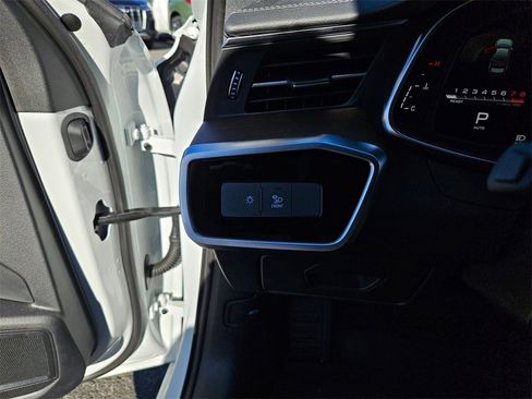 Certified 2025 Audi A6 Premium Plus w/ Premium Plus Package image 17