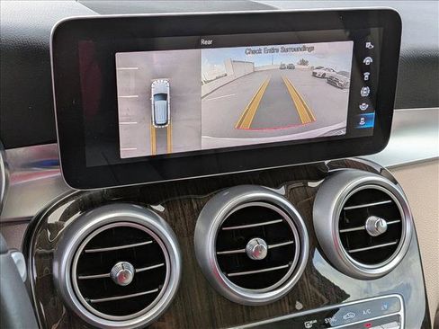 Used 2022 Mercedes-Benz GLC 300 image 14